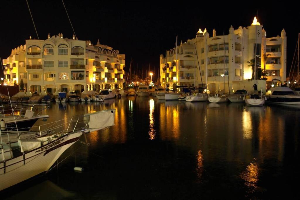 Modern Studio Near Beach. Sea, Pool And Wi-Fi Benalmadena Exterior photo